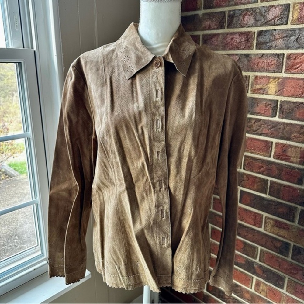 Ami Brown Suede Button Up Jacket Shacket Lightweight Boho Chic Classic Style